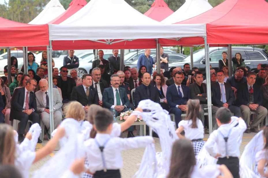 Eskişehir’de ’Sağlıklı Çocuk, Sağlıklı Gelecek Okul Sağlığı İş Birliği Protokolü’ gerçekleştirildi