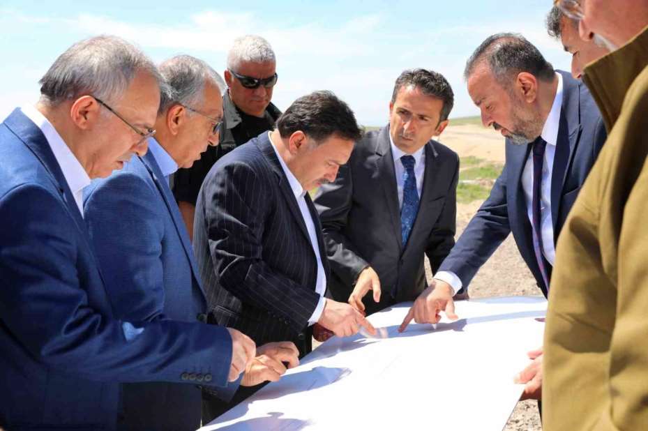 Vali Çiçek: "İncesu OSB İltisak Hattı ekonomimize can suyu olacak"