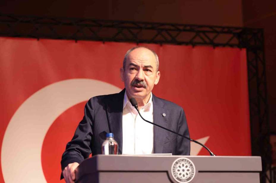 Başkan Gülsoy: "Dijital değişim ve dönüşümün etkilemediği hiçbir nokta kalmadı"