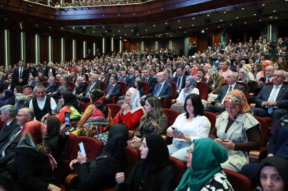 Cumhurbaşkanı Erdoğan: "Organize tarım bölgelerini yaygınlaştıracak ve lojistik merkezler ile entegrasyonunu sağlayacağız"
