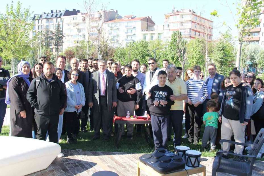 Eskişehir Millet Bahçesi’nde ‘Okul hayatından, hayat okuluna’ farkındalık dersi