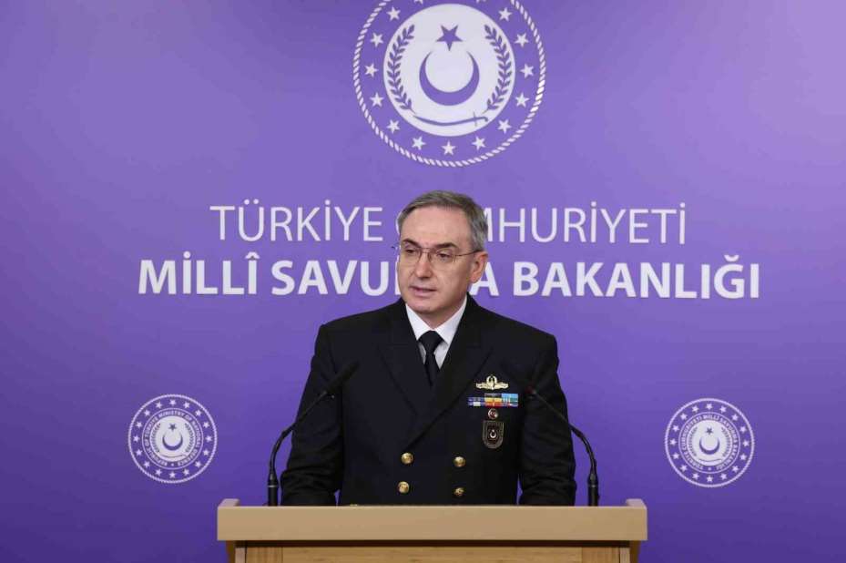 MSB: "(Terör örgütünün silah bırakması) Provokasyonlar dâhil her türlü duruma karşı dikkatli ve hazırlıklı olunduğunu vurguluyoruz"
