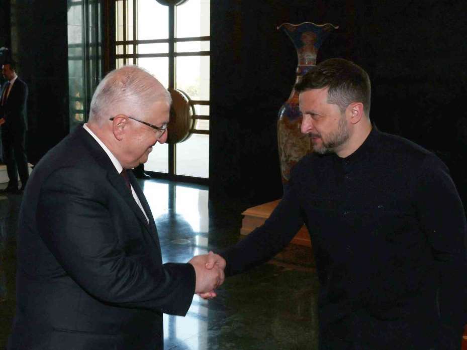 Cumhurbaşkanı Erdoğan, Ukrayna Cumhurbaşkanı Volodimir Zelenskiy ile bir araya geldi.