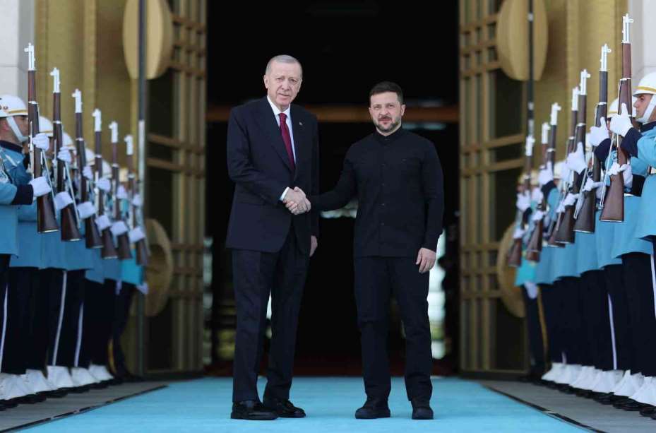 Cumhurbaşkanı Erdoğan, Ukrayna Cumhurbaşkanı Volodimir Zelenskiy ile bir araya geldi.