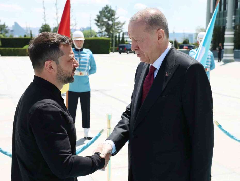 Cumhurbaşkanı Erdoğan, Ukrayna Cumhurbaşkanı Volodimir Zelenskiy ile bir araya geldi.