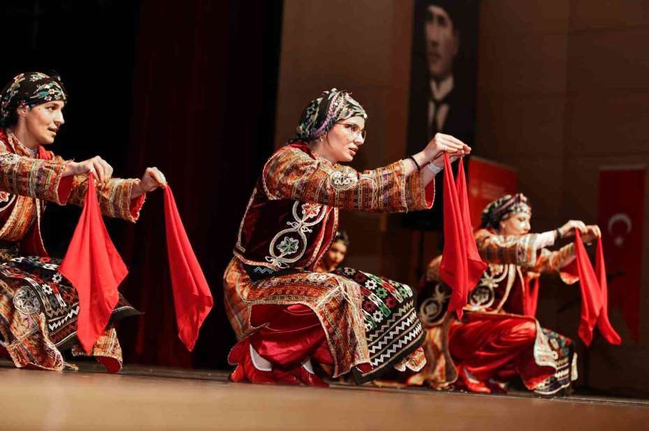 Sivas’ta engeller sahnede aşıldı