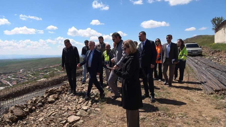 Nohutlu Tepe’de bungalov otelin temeli atıldı
