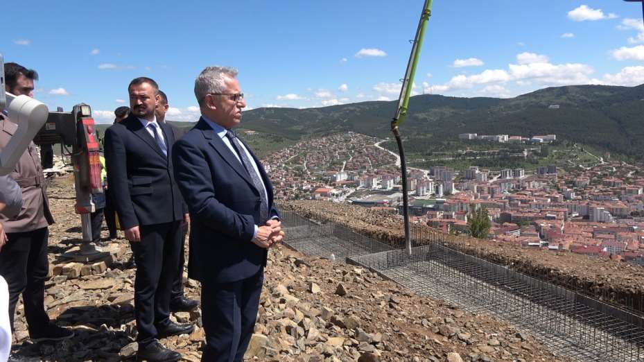 Nohutlu Tepe’de bungalov otelin temeli atıldı
