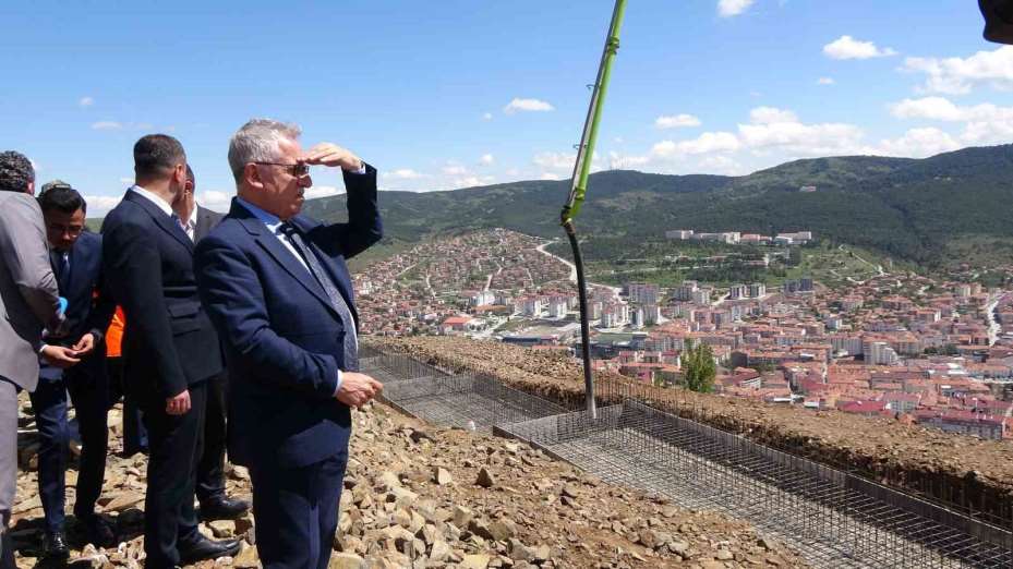 Nohutlu Tepe’de bungalov otelin temeli atıldı