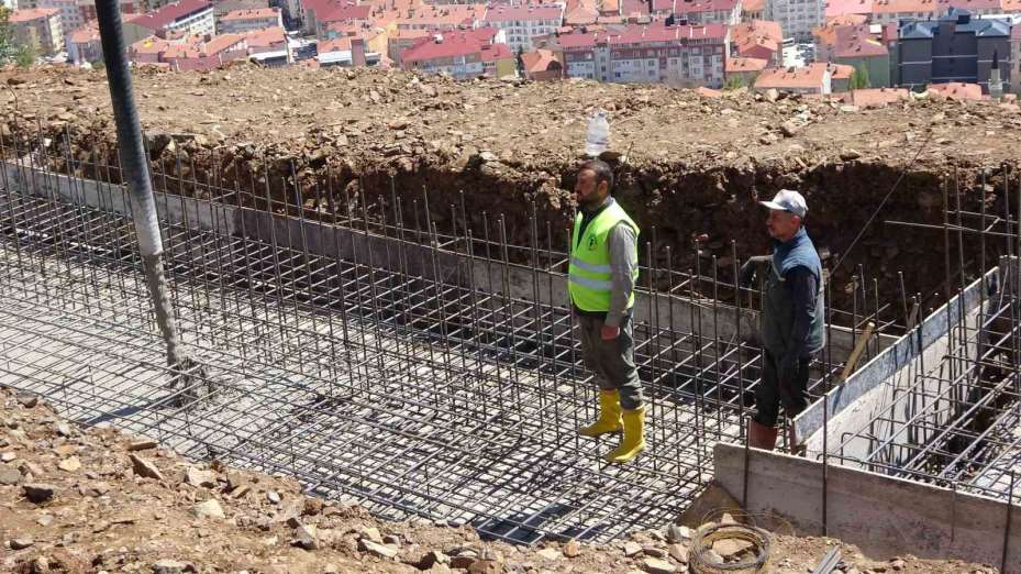 Nohutlu Tepe’de bungalov otelin temeli atıldı