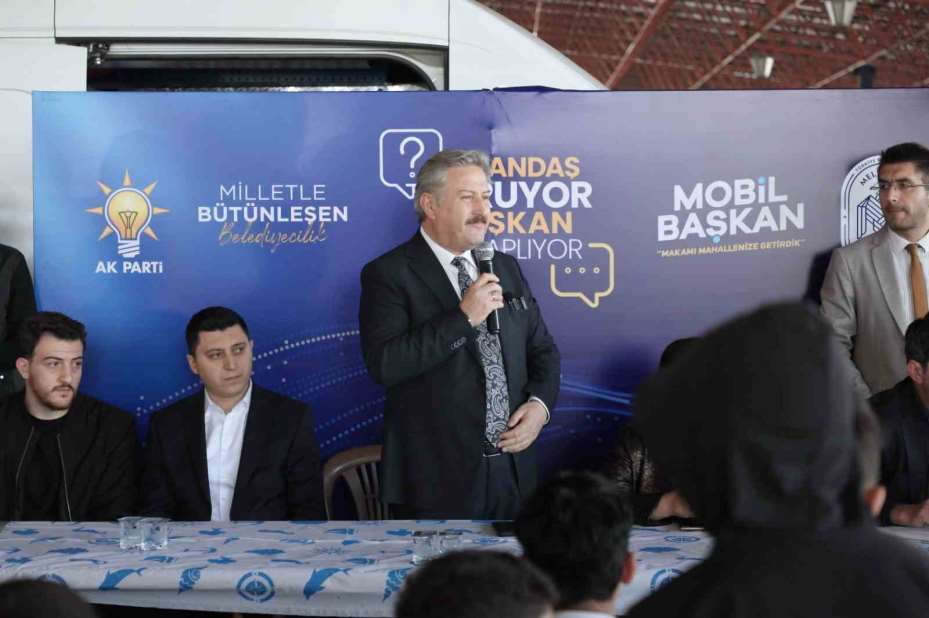 Başkan Palancıoğlu makamını Yıldırım Beyazıt Mahallesi’ne taşıdı