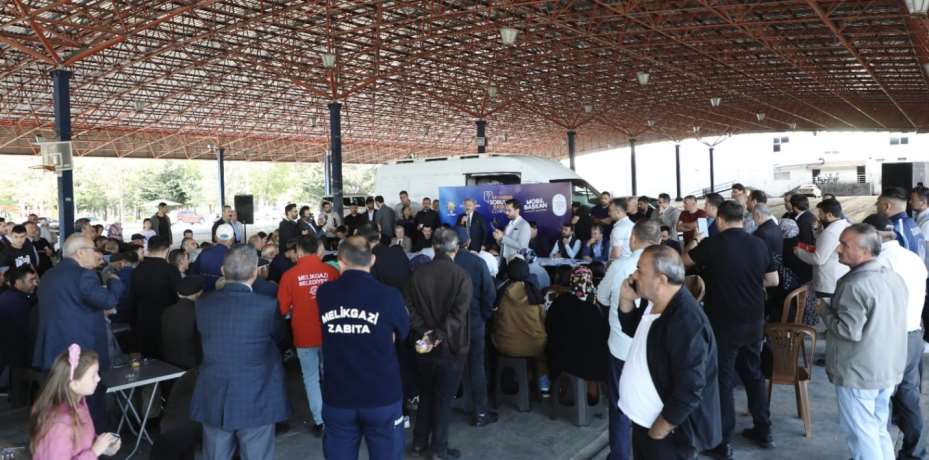 Başkan Palancıoğlu makamını Yıldırım Beyazıt Mahallesi’ne taşıdı