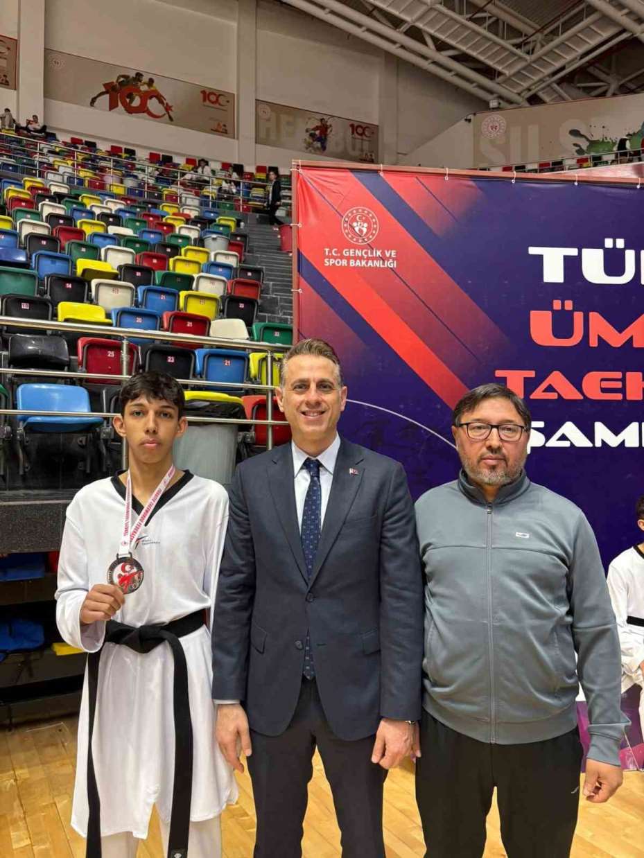 Nuri Şerbetçi milli takım ile Bulgaristan’a gitti