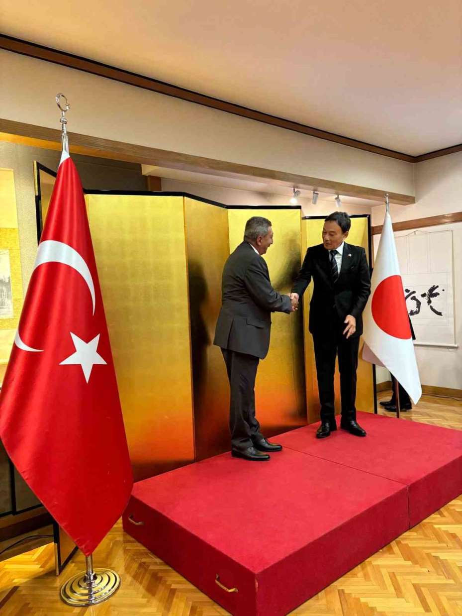 AFAD Aydın İl Müdürü Mumcu’ya Japonya İmparatorluk Nişanı