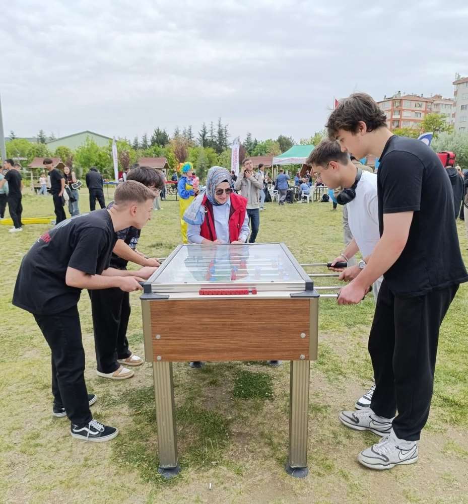Eskişehir’de Gençlik Haftası şölenle kutlandı