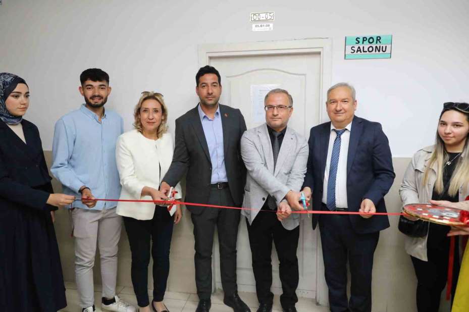 Niğde’de özel öğrencilere spor salonu kazandırıldı