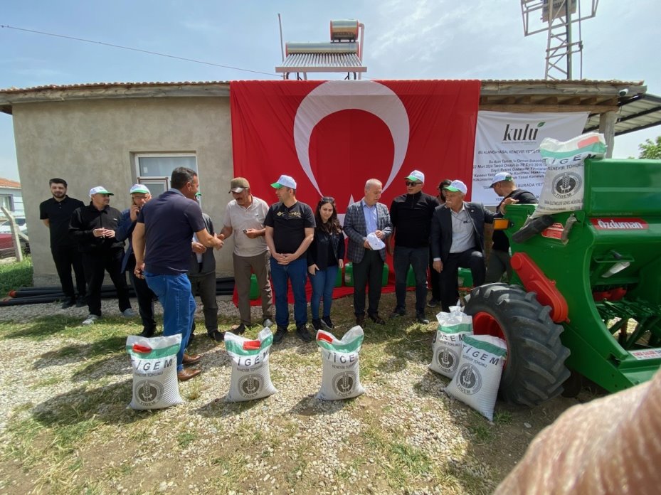 Kulu’da kenevir ekimi başladı