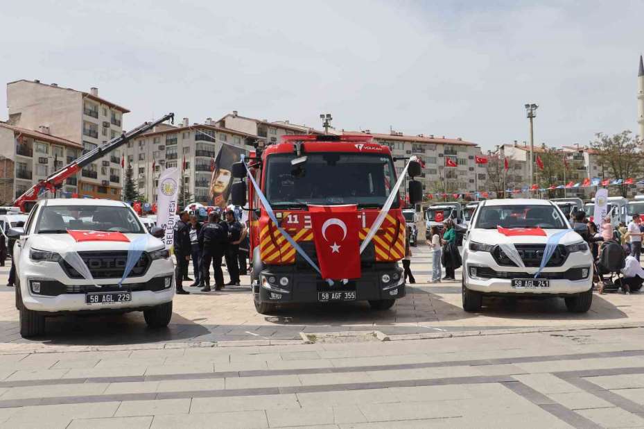 Sivas Belediyesi araç filosuna güç kattı