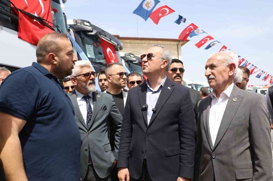 Sivas Belediyesi araç filosuna güç kattı
