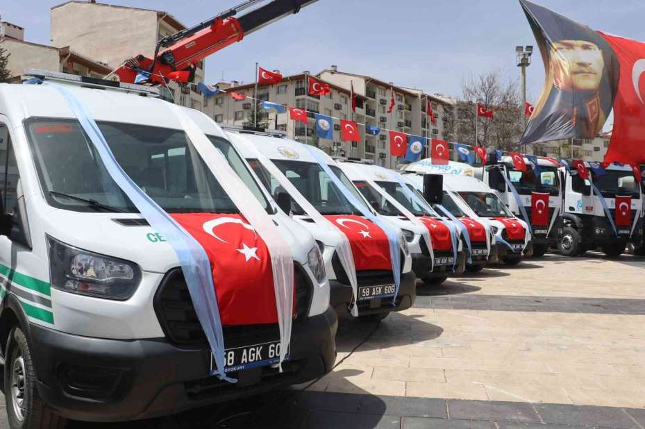 Sivas Belediyesi araç filosuna güç kattı