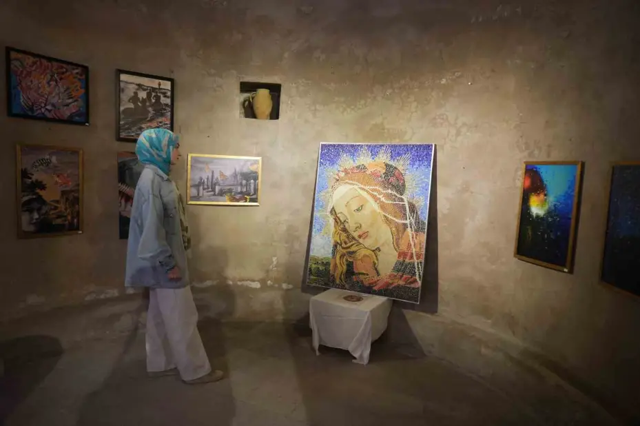 Niğde, 51 ülkeden sanatçının eserlerinin yer aldığı sergiye ev sahipliği yaptı