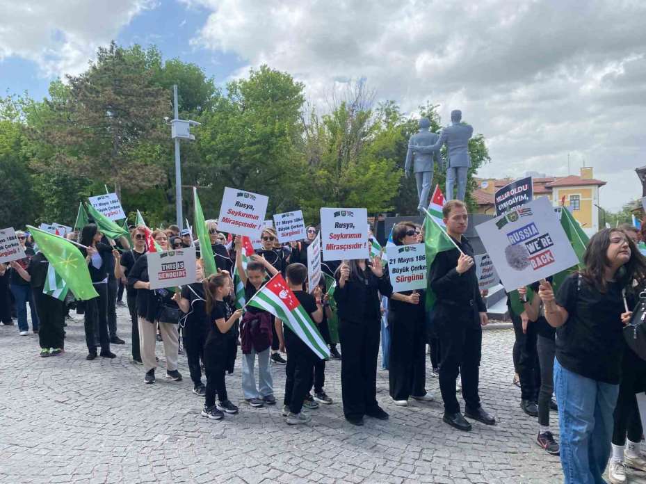 Çerkes Soykırımı’nın 161’inci yılında anlamlı yürüyüş