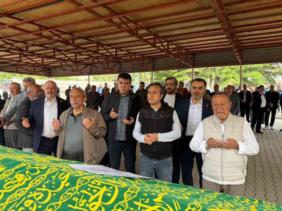 Kiracı ölünce 11 yıllık sır açığa çıktı: Dondurucudan çıkartılan ceset toprağa verildi