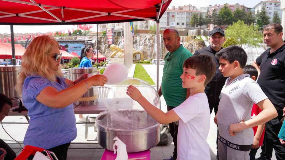 Keçiören’de 19 Mayıs coşkusu