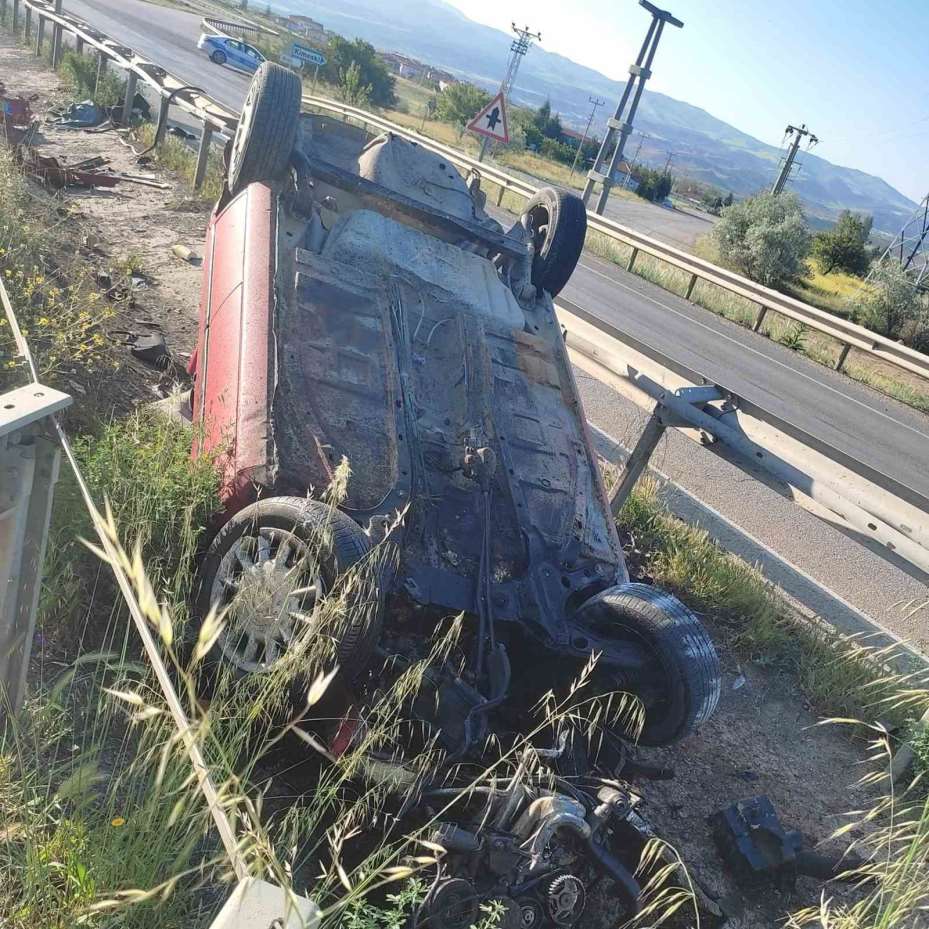 Alkollü sürücünün kullandığı otomobil takla attı: 4 yaralı