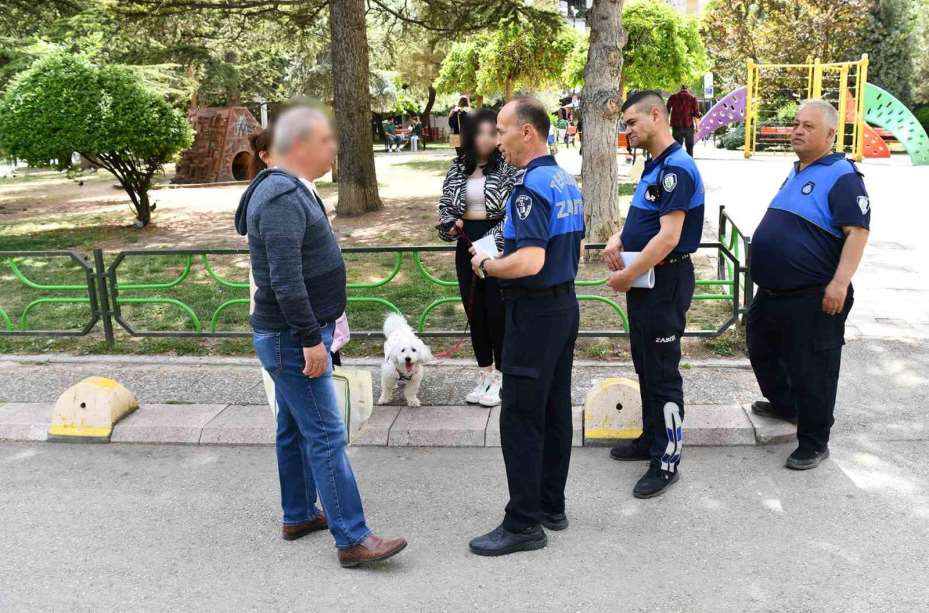 Tepebaşı zabıtasıdan "Tertemiz Eskişehir" denetimi