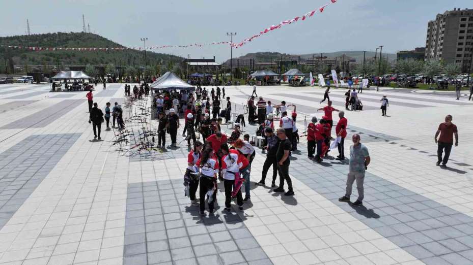 Sincan Park’ta ’Okçuluk Şampiyonası’ düzenlendi