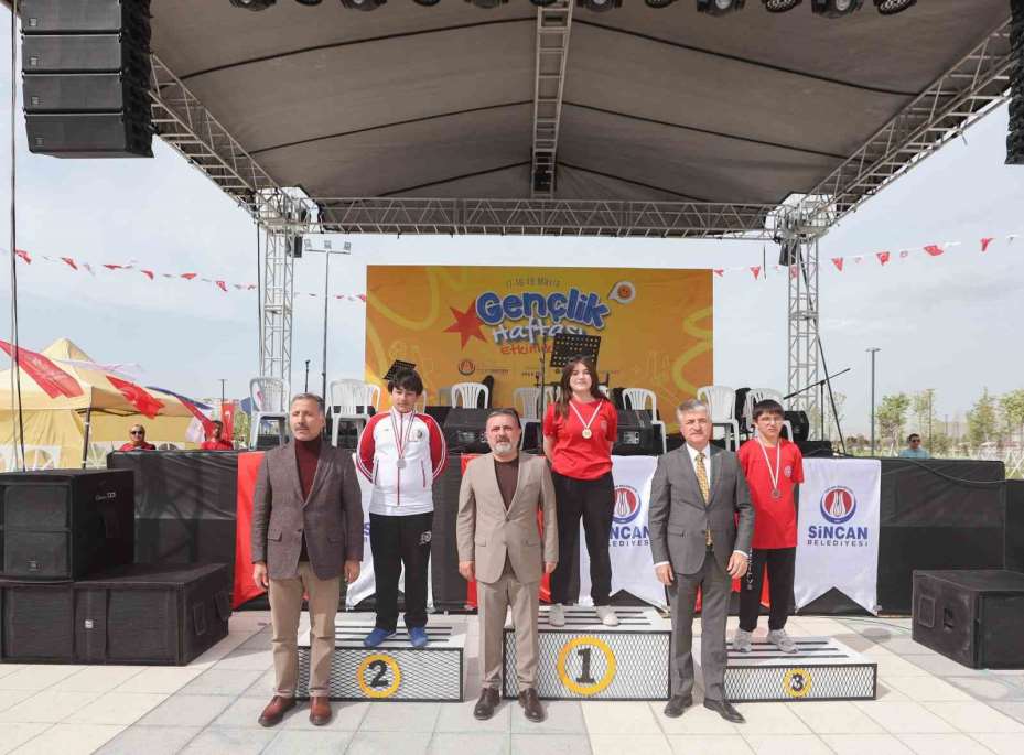 Sincan Park’ta ’Okçuluk Şampiyonası’ düzenlendi