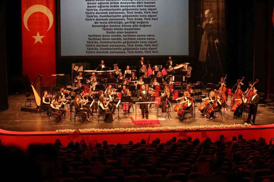 Senfoni Orkestrası’ndan coşkulu 19 Mayıs konseri