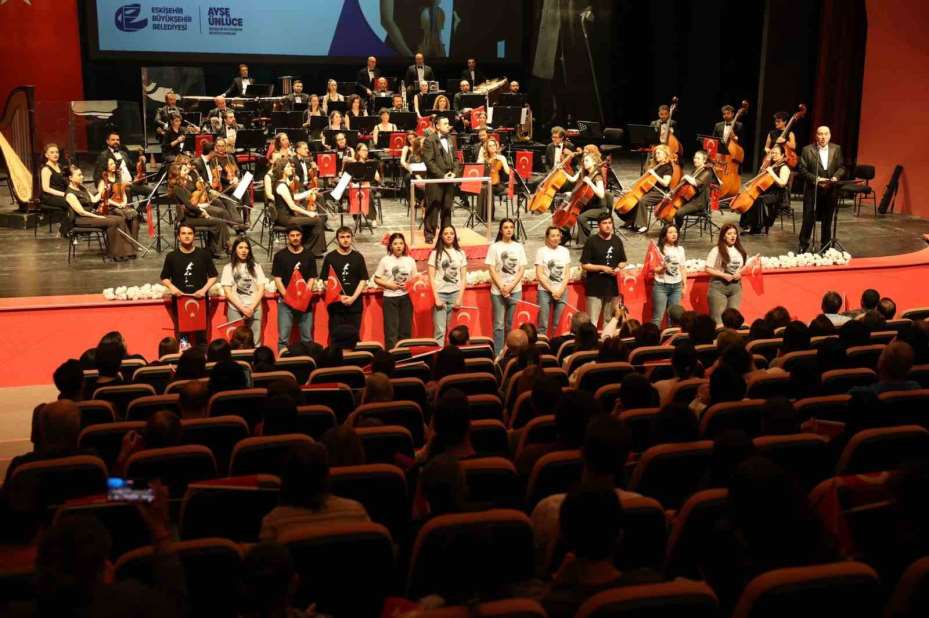 Senfoni Orkestrası’ndan coşkulu 19 Mayıs konseri