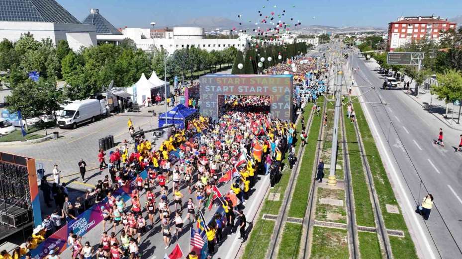 4. Uluslararası Konya Yarı Maratonu Türkiye’den ve dünyadan sporcuları buluşturdu