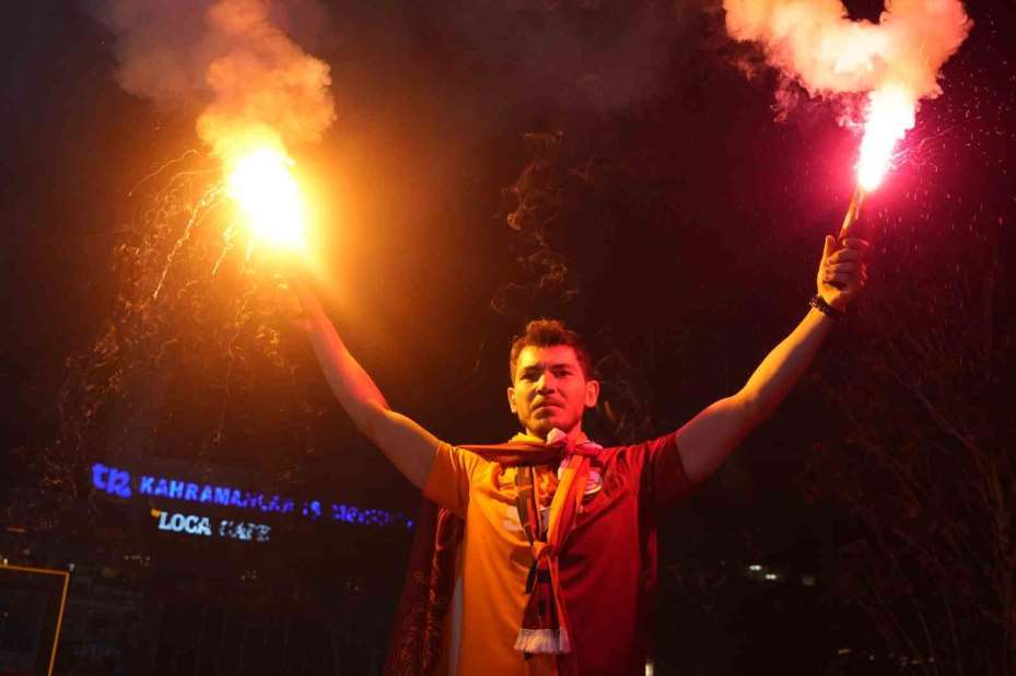 Galatasaray’ın şampiyonluğu Ankara’da coşkuyla kutlandı