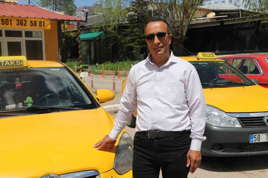 Taksisine hijyen köşesi kurdu, müşteri memnuniyeti katlandı