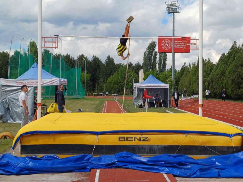 Eskişehir’de U16 Atletizm heyecanı sona erdi