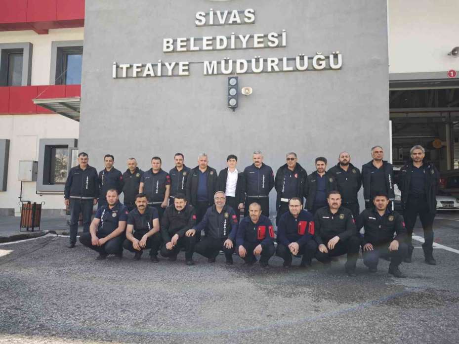 19 Mayıs’ta bir günlüğüne itfaiye müdürü oldu