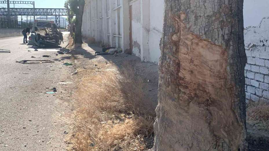 Karaman’da takla atan Tofaş demir yığınına döndü