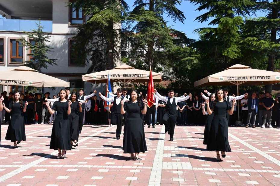 Beylikova’da 19 Mayıs coşkusu
