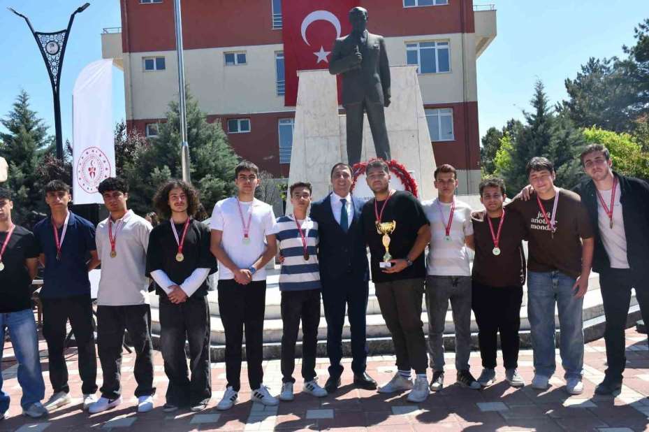 Beylikova’da 19 Mayıs coşkusu