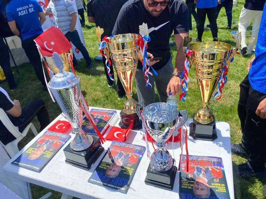Ankara’da ‘19 Mayıs Yarı Maratonu ve Halk Koşusu’ düzenlendi