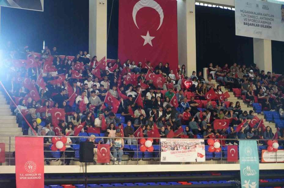 Niğde’de 19 Mayıs düzenlenen programla kutlandı