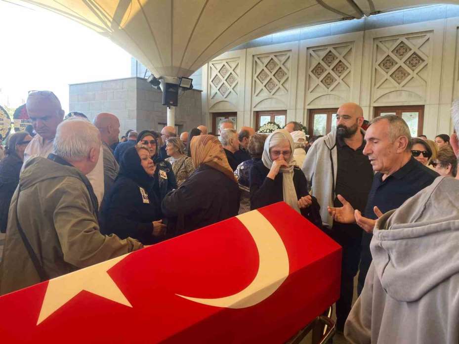 Valetta Büyükelçisi Erdeniz Şen son yolculuğuna uğurlandı