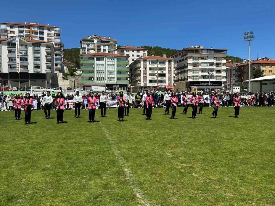 Kızılcahamam’da 19 Mayıs coşkuyla kutlandı