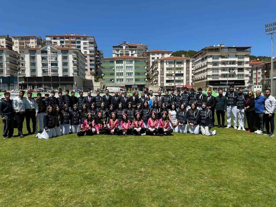 Kızılcahamam’da 19 Mayıs coşkuyla kutlandı