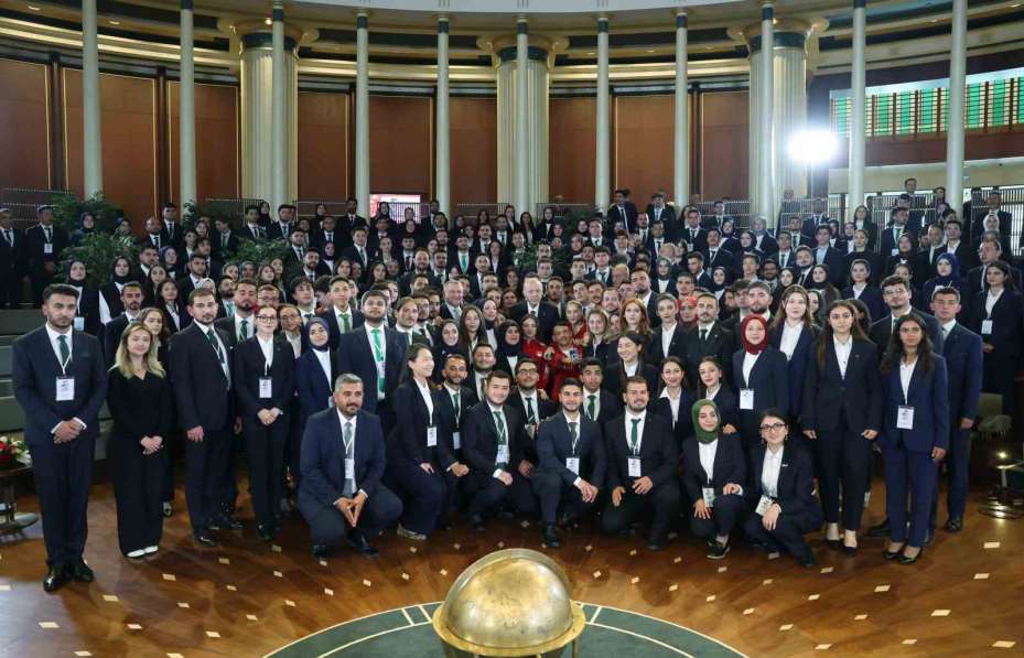 Cumhurbaşkanı Erdoğan: "Terörsüz Türkiye kavşağını inşallah suhuletle döndükten sonra Türkiye Yüzyılı menziline çok daha hızlı ulaşacağız"