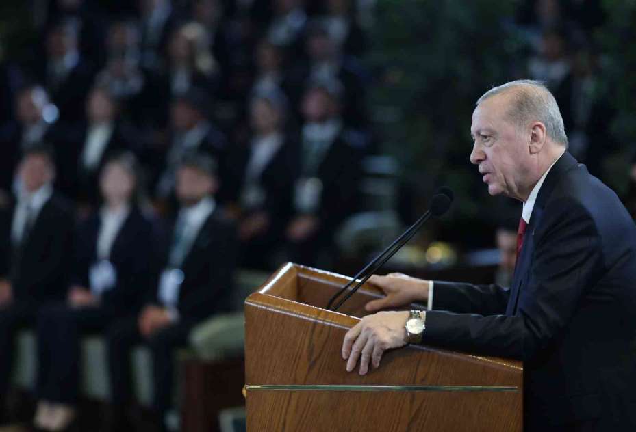 Cumhurbaşkanı Erdoğan: "Terörsüz Türkiye kavşağını inşallah suhuletle döndükten sonra Türkiye Yüzyılı menziline çok daha hızlı ulaşacağız"