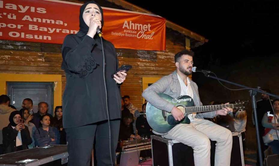 1744 rakımlı Dinek Dağı’nda 19 Mayıs coşkusu